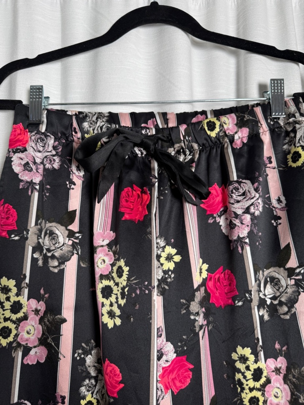Victoria’s Secret Satin Floral Pajama Set Matching Lounge Set Black | Size S - Picture 13 of 17